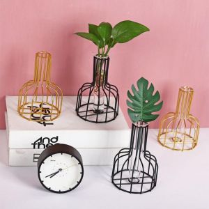 Retro Iron Line Vase Hydroponic Plant Flower Vase Metal Plant Holder Nordic Styles Tabletop Home Decoration Accessories Modern